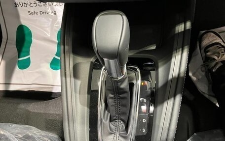 Honda Vezel, 2024 год, 265 155 рублей, 26 фотография