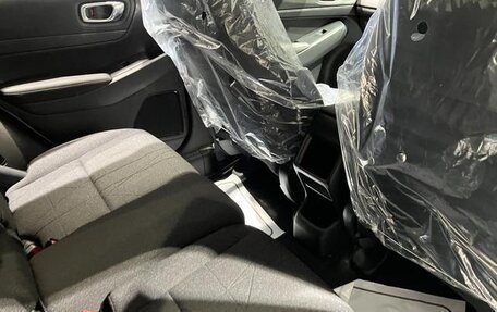 Honda Vezel, 2024 год, 265 155 рублей, 17 фотография