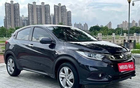 Honda Vezel, 2021 год, 1 600 000 рублей, 7 фотография