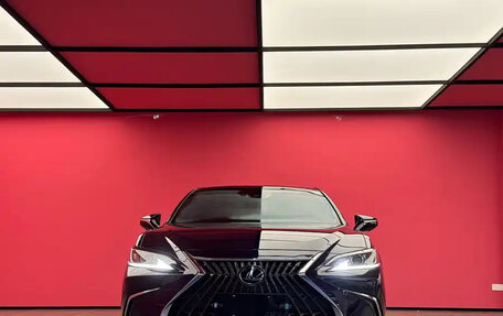 Lexus ES VII, 2022 год, 2 700 000 рублей, 6 фотография