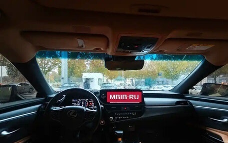 Lexus ES VII, 2022 год, 2 700 000 рублей, 6 фотография