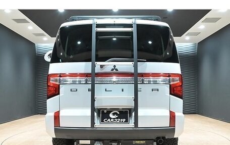 Mitsubishi Delica D:5 I, 2022 год, 2 491 027 рублей, 6 фотография