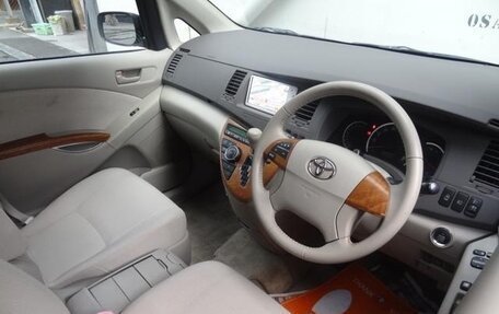 Toyota ISis I, 2011 год, 790 222 рублей, 13 фотография