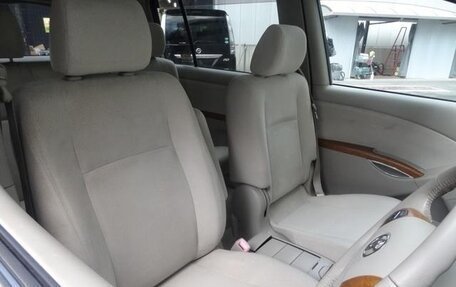 Toyota ISis I, 2011 год, 790 222 рублей, 14 фотография