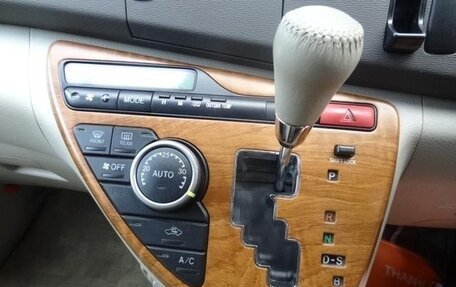 Toyota ISis I, 2011 год, 790 222 рублей, 11 фотография