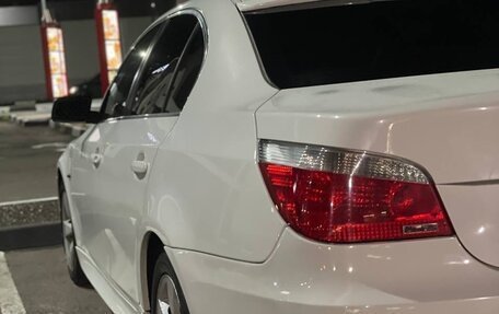 BMW 5 серия, 2006 год, 1 350 000 рублей, 5 фотография