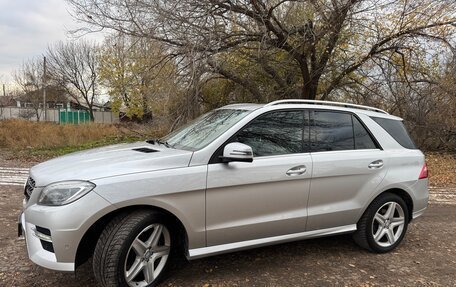 Mercedes-Benz M-Класс, 2013 год, 2 590 000 рублей, 2 фотография