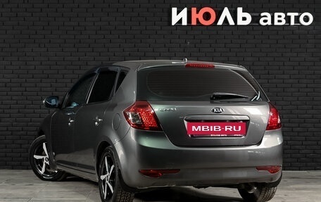 KIA cee'd I рестайлинг, 2011 год, 900 000 рублей, 7 фотография