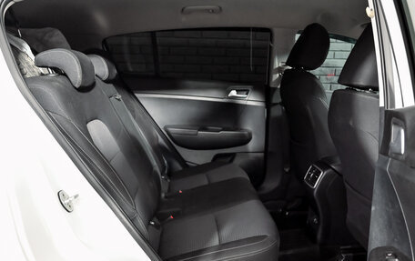 KIA Sportage IV рестайлинг, 2020 год, 2 210 000 рублей, 18 фотография