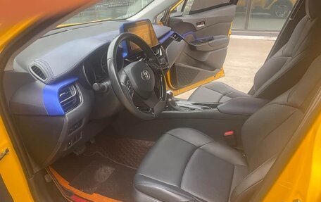 Toyota C-HR I рестайлинг, 2021 год, 1 980 013 рублей, 7 фотография