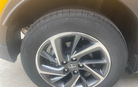 Toyota C-HR I рестайлинг, 2021 год, 1 980 013 рублей, 11 фотография