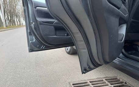 Mitsubishi Outlander III рестайлинг 3, 2014 год, 1 500 000 рублей, 30 фотография