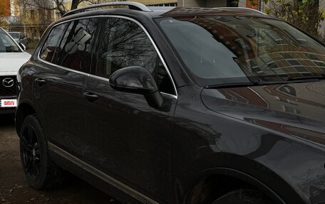 Volkswagen Touareg III, 2011 год, 2 100 000 рублей, 13 фотография