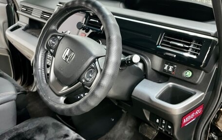 Honda Stepwgn IV, 2021 год, 2 880 000 рублей, 21 фотография