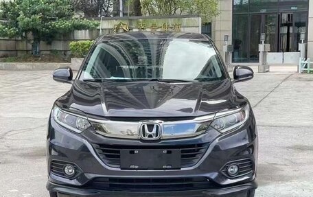 Honda Vezel, 2021 год, 1 370 000 рублей, 2 фотография