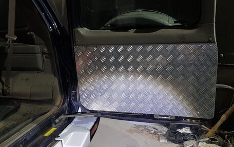 Nissan Patrol, 2001 год, 2 000 000 рублей, 10 фотография