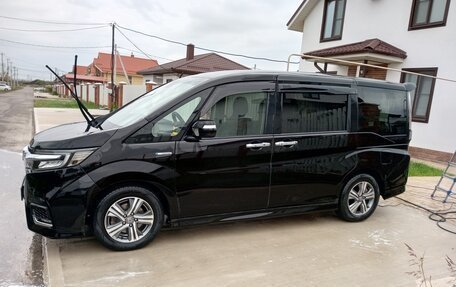 Honda Stepwgn IV, 2019 год, 3 300 000 рублей, 7 фотография