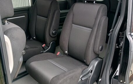 Honda Stepwgn IV, 2019 год, 3 300 000 рублей, 3 фотография