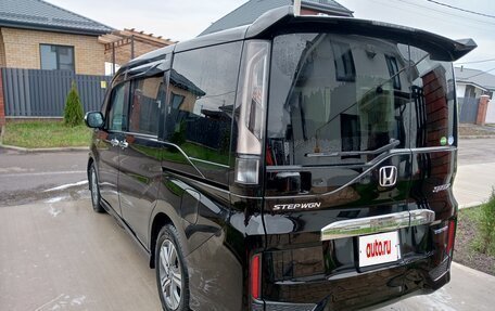 Honda Stepwgn IV, 2019 год, 3 300 000 рублей, 8 фотография