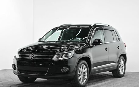 Volkswagen Tiguan I, 2015 год, 1 345 000 рублей, 1 фотография