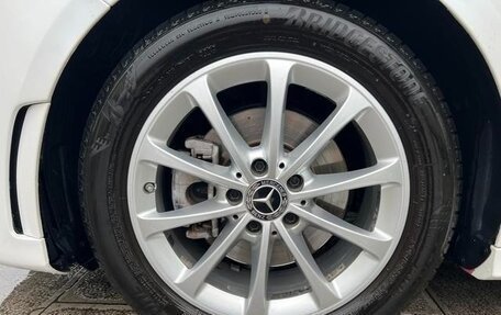 Mercedes-Benz A-Класс, 2021 год, 1 900 000 рублей, 28 фотография