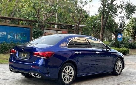 Mercedes-Benz A-Класс, 2021 год, 1 900 000 рублей, 9 фотография