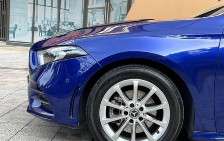 Mercedes-Benz A-Класс, 2021 год, 1 900 000 рублей, 5 фотография