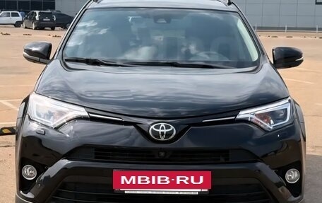 Toyota RAV4, 2019 год, 3 460 000 рублей, 3 фотография