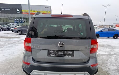 Skoda Yeti I рестайлинг, 2017 год, 1 733 000 рублей, 6 фотография