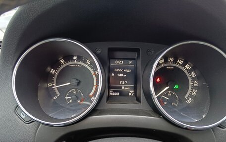 Skoda Yeti I рестайлинг, 2017 год, 1 733 000 рублей, 16 фотография