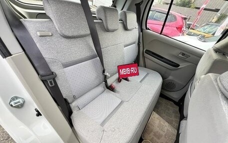 Toyota Passo III, 2022 год, 743 000 рублей, 15 фотография