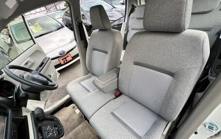 Toyota Passo III, 2022 год, 743 000 рублей, 20 фотография