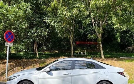 Hyundai Elantra, 2022 год, 1 465 000 рублей, 3 фотография