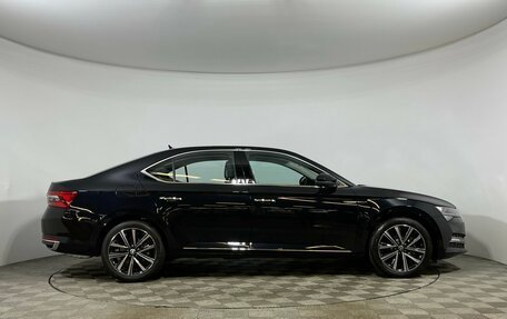 Skoda Superb III рестайлинг, 2025 год, 4 500 000 рублей, 5 фотография