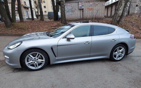 Porsche Panamera II рестайлинг, 2012 год, 2 700 000 рублей, 3 фотография