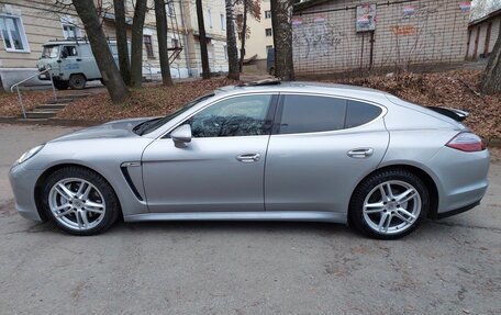 Porsche Panamera II рестайлинг, 2012 год, 2 700 000 рублей, 4 фотография