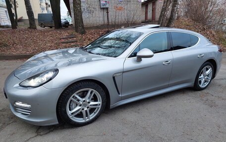 Porsche Panamera II рестайлинг, 2012 год, 2 700 000 рублей, 2 фотография