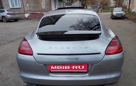 Porsche Panamera II рестайлинг, 2012 год, 2 700 000 рублей, 10 фотография