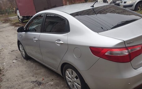 KIA Rio III рестайлинг, 2015 год, 690 000 рублей, 3 фотография