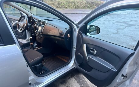 Renault Sandero II рестайлинг, 2020 год, 1 490 000 рублей, 23 фотография