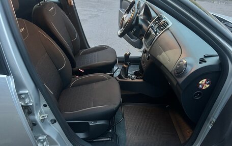 Renault Sandero II рестайлинг, 2020 год, 1 490 000 рублей, 24 фотография