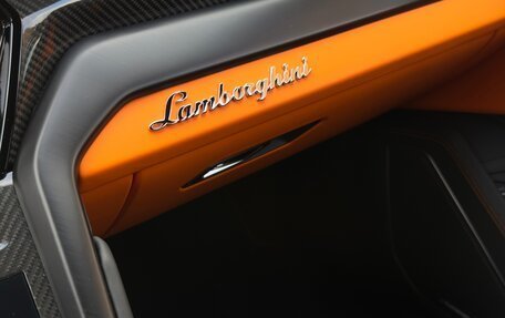 Lamborghini Urus I, 2024 год, 29 000 000 рублей, 11 фотография