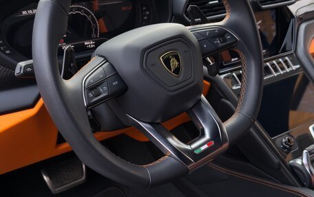 Lamborghini Urus I, 2024 год, 29 000 000 рублей, 10 фотография