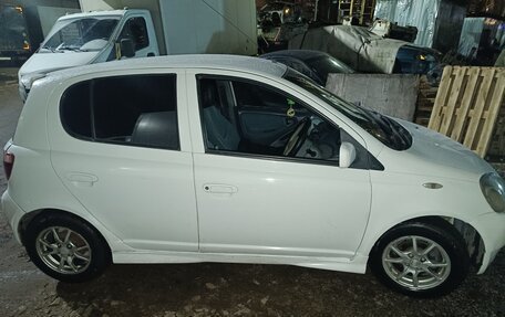 Toyota Vitz, 2000 год, 400 000 рублей, 5 фотография