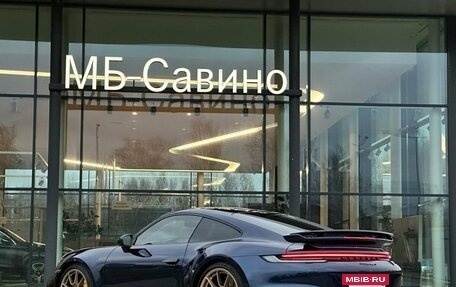 Porsche 911, 2024 год, 34 000 000 рублей, 10 фотография