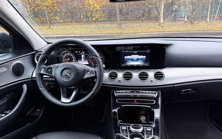 Mercedes-Benz E-Класс, 2017 год, 1 550 000 рублей, 9 фотография