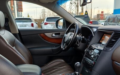 Infiniti FX II, 2012 год, 2 349 000 рублей, 21 фотография