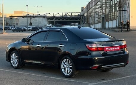 Toyota Camry, 2017 год, 1 970 000 рублей, 5 фотография