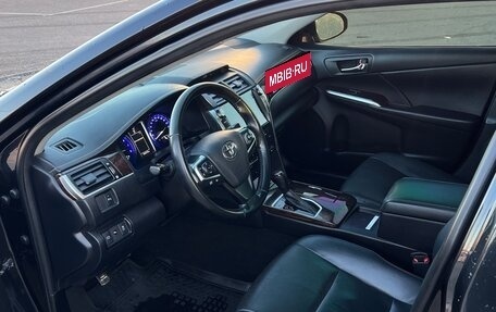 Toyota Camry, 2017 год, 1 970 000 рублей, 19 фотография