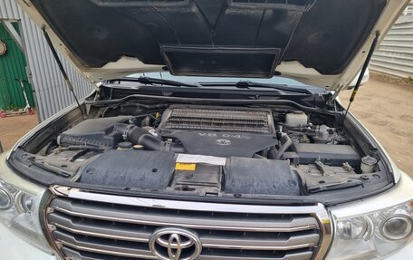 Toyota Land Cruiser 200, 2013 год, 5 300 000 рублей, 6 фотография